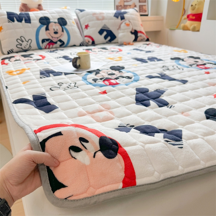 91家纺网 家纺一手货源 找家纺 迪梦思 2024新款正版授权卡通牛奶绒床垫床护垫 学生床垫床笠 酷酷米奇-床垫款