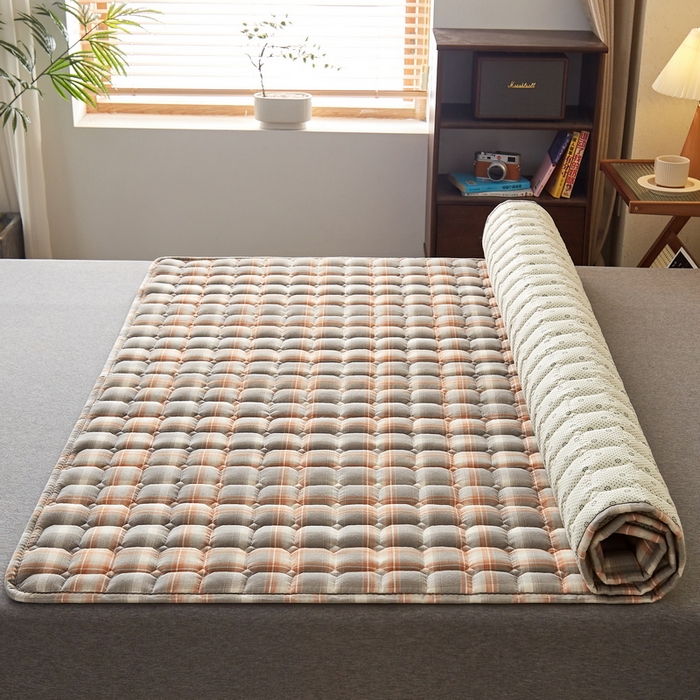 91家纺网 家纺一手货源 找家纺 祁恋婷 2024新款全棉水洗棉棉花床护垫 洛卡