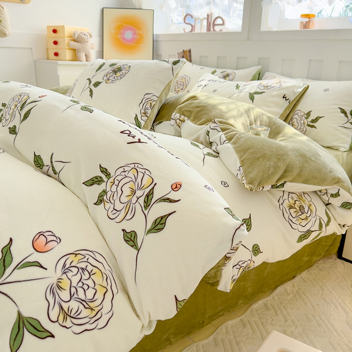 91家纺网 家纺一手货源 找家纺 枋梢家纺 2024新款加厚牛奶绒印花四件套 白色恋人