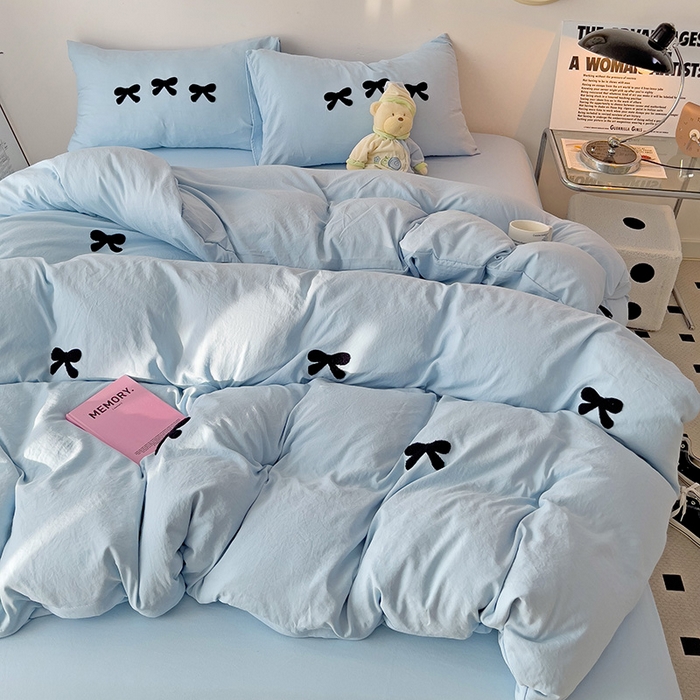 91家纺网 家纺一手货源 找家纺 森璐家纺 2024新款1水洗棉毛巾绣四件套蝴蝶结学生宿舍三件套（含买家秀） 蝴蝶结-蓝色