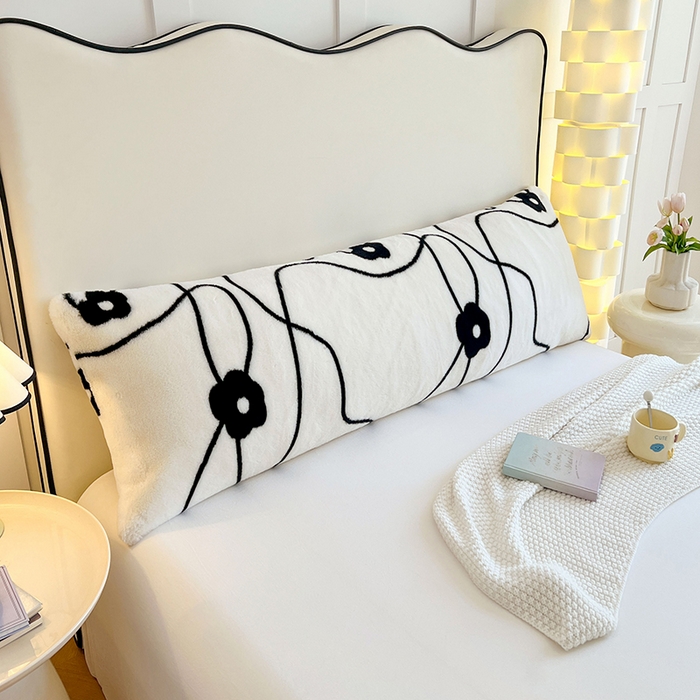 91家纺网 家纺一手货源 找家纺 梦舒羽 2025新款兔毛绒印花双人枕套牛奶绒加长枕芯套雪花绒枕头套绘梦花朵-黑