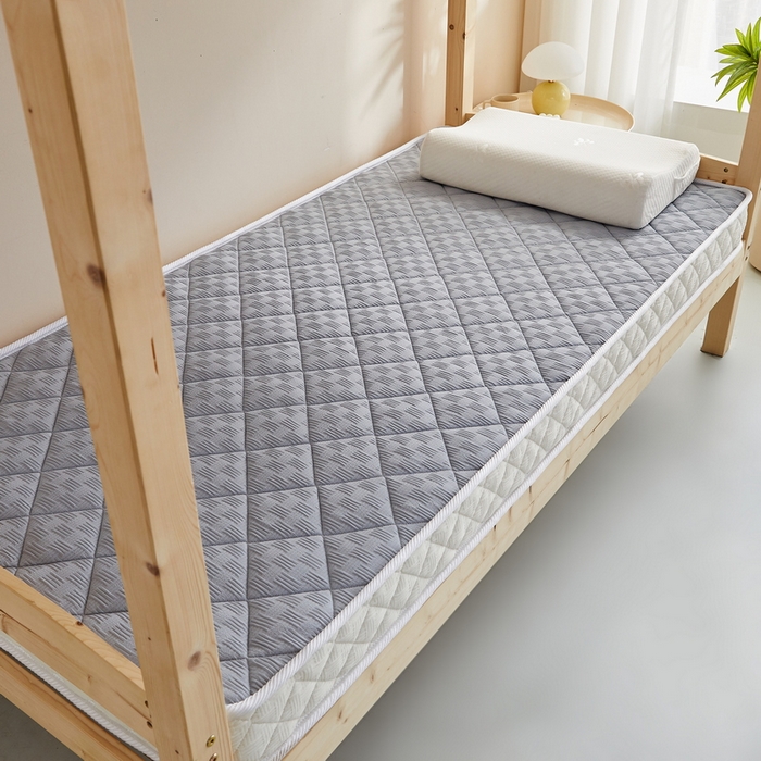 91家纺网 家纺一手货源 找家纺 （总）祁恋婷 2024新款乳胶椰棕学生床垫【床垫遮盖物】