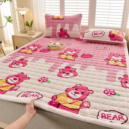 91家纺网 家纺一手货源 找家纺 （总）牵依 2025新款牛奶绒印花200g加厚夹棉保暖软床垫床褥子