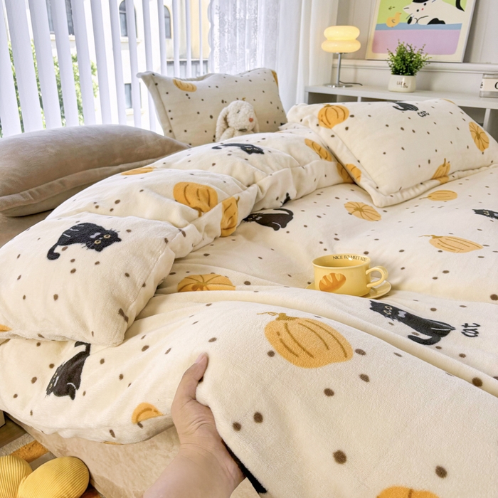 91家纺网 家纺一手货源 找家纺 青螺家纺 2024加厚高克重保暖爆款小清新牛奶绒印花双面绒单被套 猫咪精灵