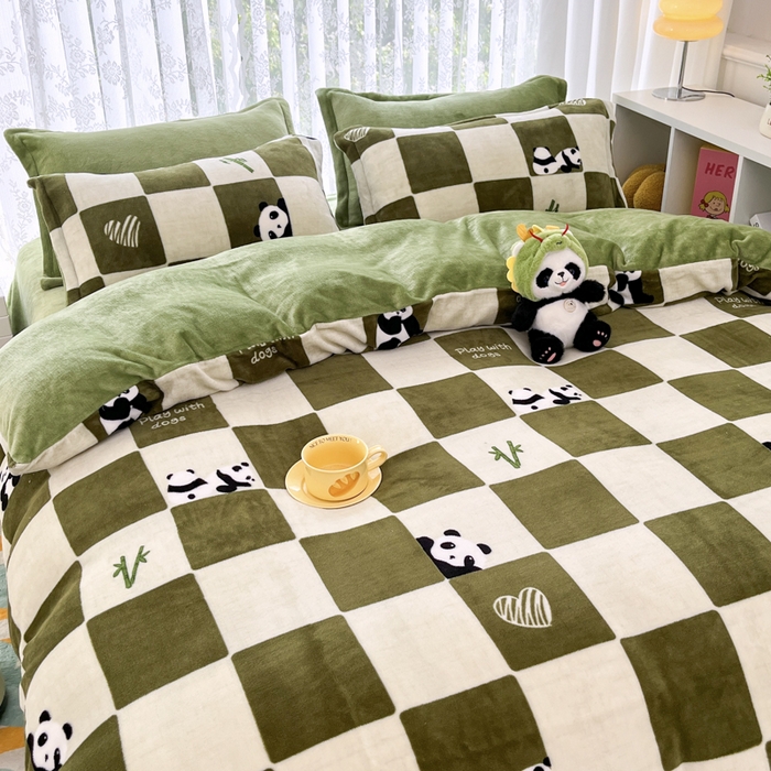 91家纺网 家纺一手货源 找家纺 青螺家纺 2024加厚高克重保暖爆款小清新牛奶绒印花双面绒单被套 休闲熊猫