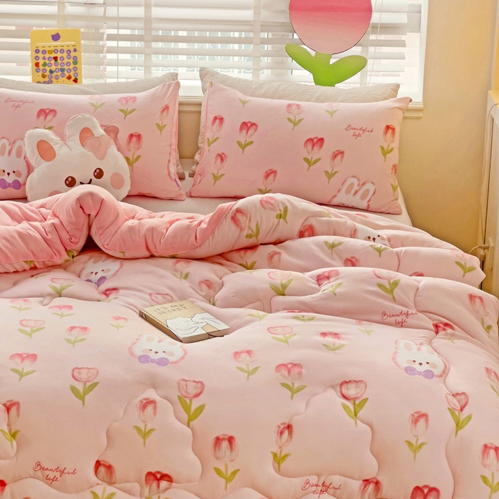 91家纺网 家纺一手货源 找家纺 2024新款A类水洗棉印花超柔保暖冬被 蓓蕾兔兔