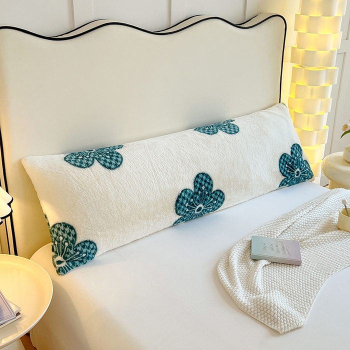 91家纺网 家纺一手货源 找家纺 梦舒羽 2025新款兔毛绒印花双人枕套牛奶绒加长枕芯套雪花绒枕头套花无归期