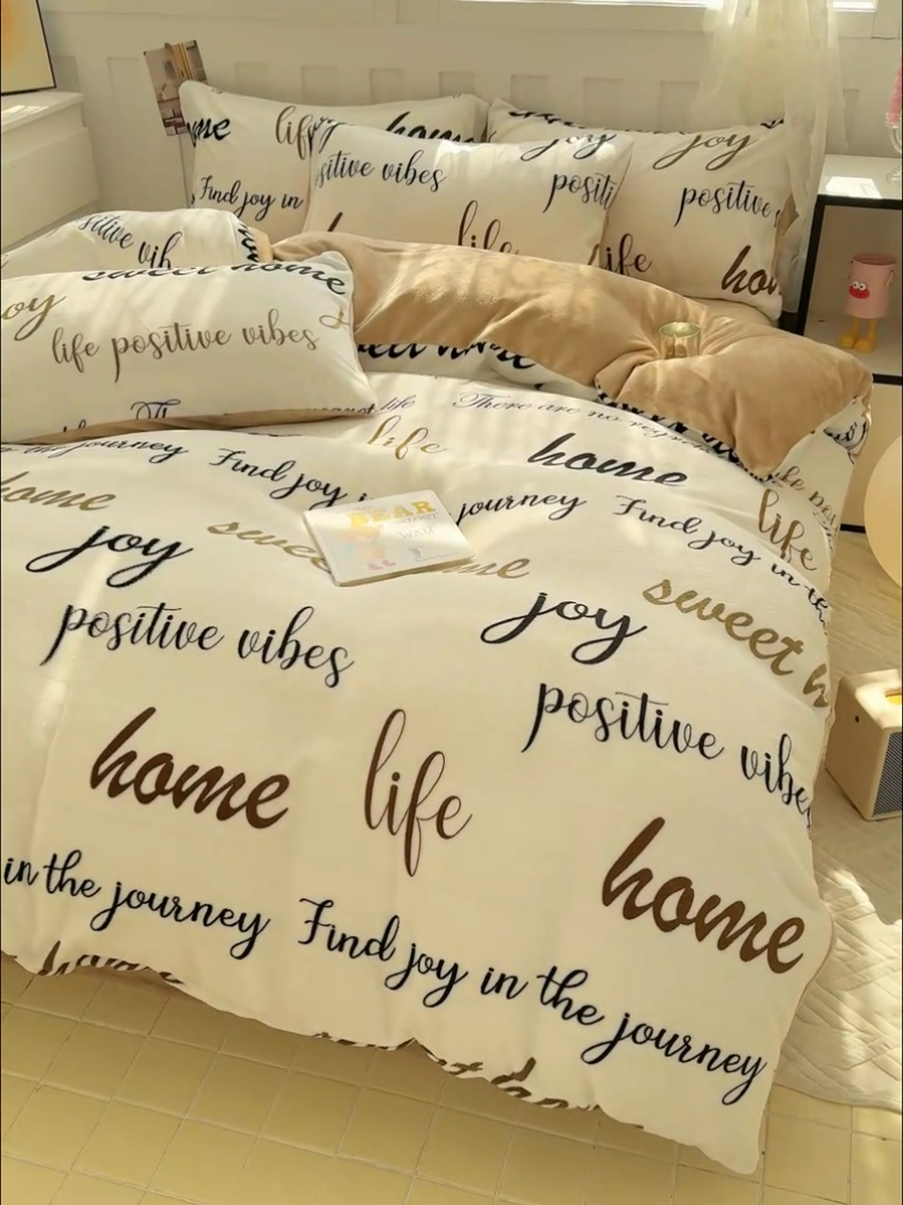 91家纺网 家纺一手货源 找家纺 枋梢家纺 2024新款加厚牛奶绒印花四件套 白色恋人