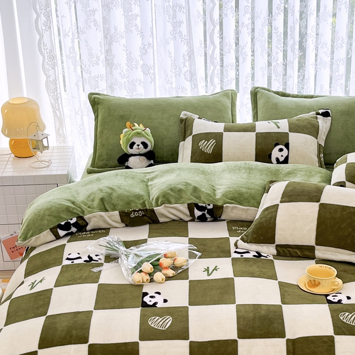 91家纺网 家纺一手货源 找家纺 青螺家纺 2024加厚高克重保暖爆款小清新牛奶绒印花双面绒单被套 休闲熊猫