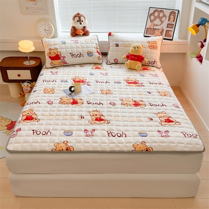 91家纺网 家纺一手货源 找家纺 迪梦思 2024新款正版授权卡通牛奶绒床垫床护垫 学生床垫床笠 阳光维尼-床垫款