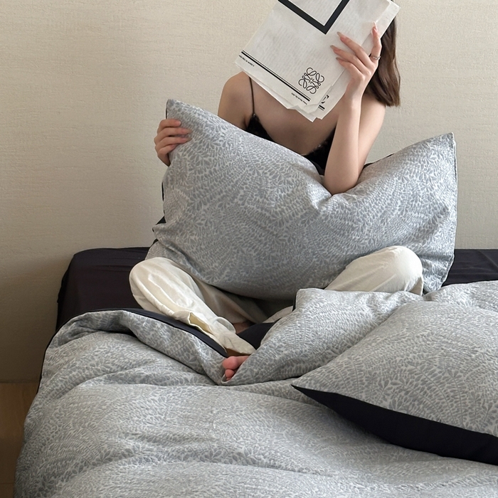 91家纺网 家纺一手货源 找家纺 梦享生活家居 2024新款全棉A类色织大提花四件套 提花叶语灰