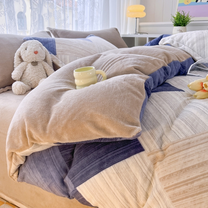 91家纺网 家纺一手货源 找家纺 青螺家纺 2024加厚高克重保暖爆款小清新牛奶绒印花双面绒单被套 晨筱