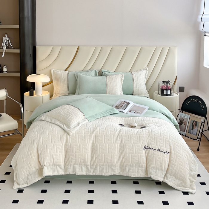 91家纺网 家纺一手货源 找家纺 2024秋冬新款时尚宽边立体剪花刺绣加厚牛奶绒四件套-赫莲娜系列 赫莲娜嫩绿