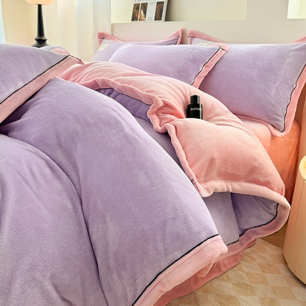 91家纺网 家纺一手货源 找家纺 喜梦缘 2025新款高克重牛奶绒双拼四件套 双拼色-香芋紫+樱花粉