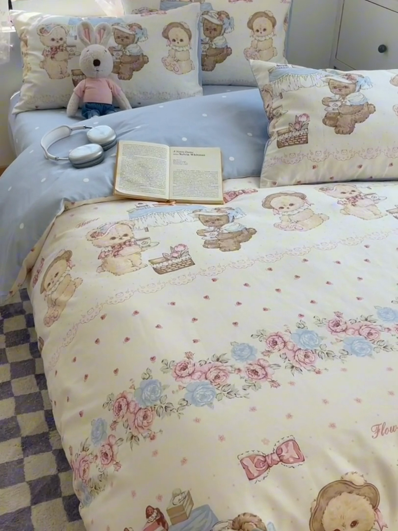 91家纺网 家纺一手货源 找家纺 六巷胡同 2024新款40支全棉纯棉INS洛丽塔卡通甜美少女心系列四件套 聚会萝莉熊