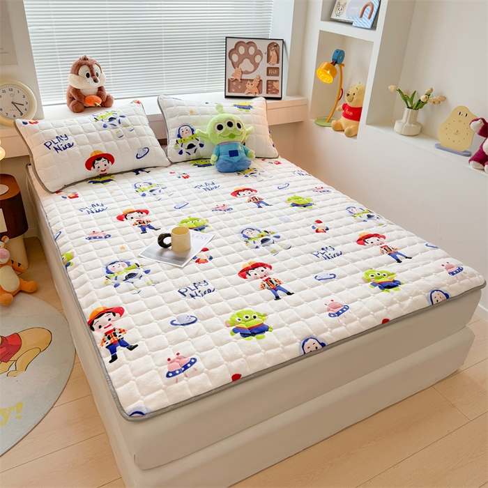 91家纺网 家纺一手货源 找家纺 迪梦思 2024新款正版授权卡通牛奶绒床垫床护垫 学生床垫床笠 巴斯乐园-床垫款
