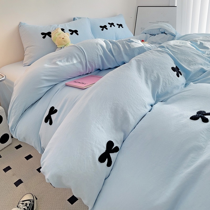 91家纺网 家纺一手货源 找家纺 森璐家纺 2024新款1水洗棉毛巾绣四件套蝴蝶结学生宿舍三件套（含买家秀） 蝴蝶结-蓝色