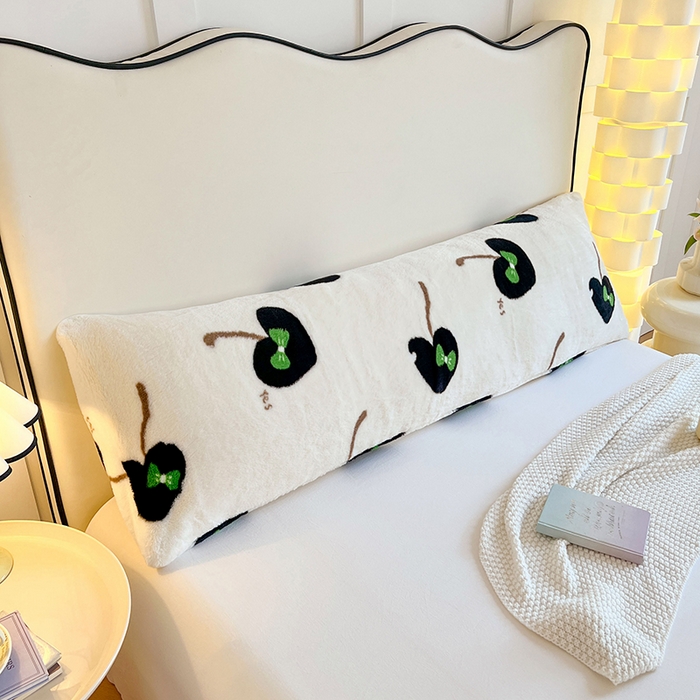 91家纺网 家纺一手货源 找家纺 梦舒羽 2025新款兔毛绒印花双人枕套牛奶绒加长枕芯套雪花绒枕头套一见倾心-黑