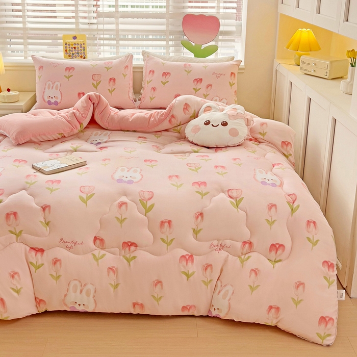 91家纺网 家纺一手货源 找家纺 2024新款A类水洗棉印花超柔保暖冬被 蓓蕾兔兔