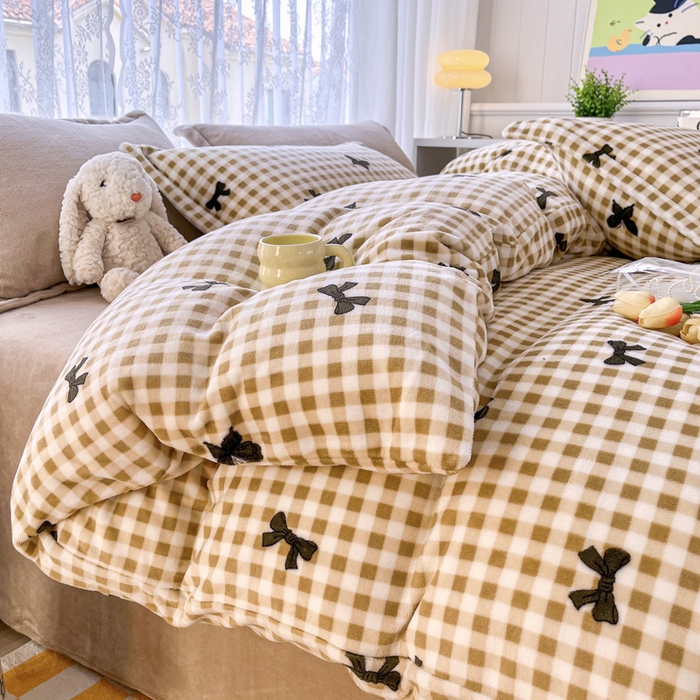 91家纺网 家纺一手货源 找家纺 青螺家纺 2024加厚高克重保暖爆款小清新牛奶绒印花双面绒单被套 蝴蝶结咖