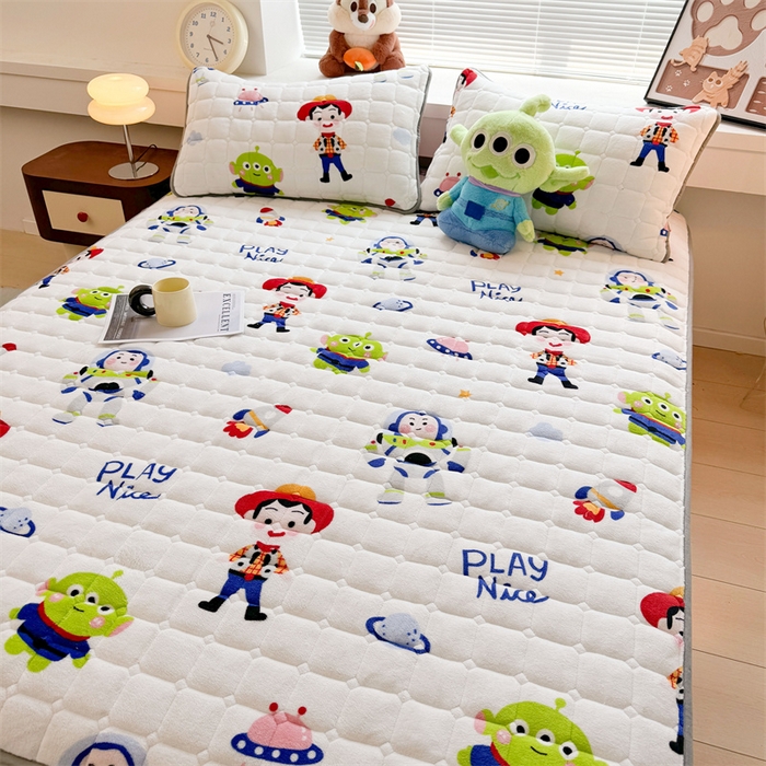 91家纺网 家纺一手货源 找家纺 迪梦思 2024新款正版授权卡通牛奶绒床垫床护垫 学生床垫床笠 巴斯乐园-床笠款