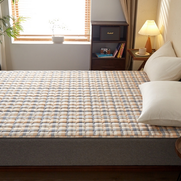 91家纺网 家纺一手货源 找家纺 祁恋婷 2024新款全棉水洗棉棉花床护垫 洛林