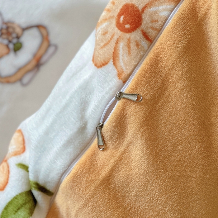 91家纺网 家纺一手货源 找家纺 丝羽坊 2024新款加厚小清新牛奶绒印花四件套单被套床笠四件套-场景二 花小兔