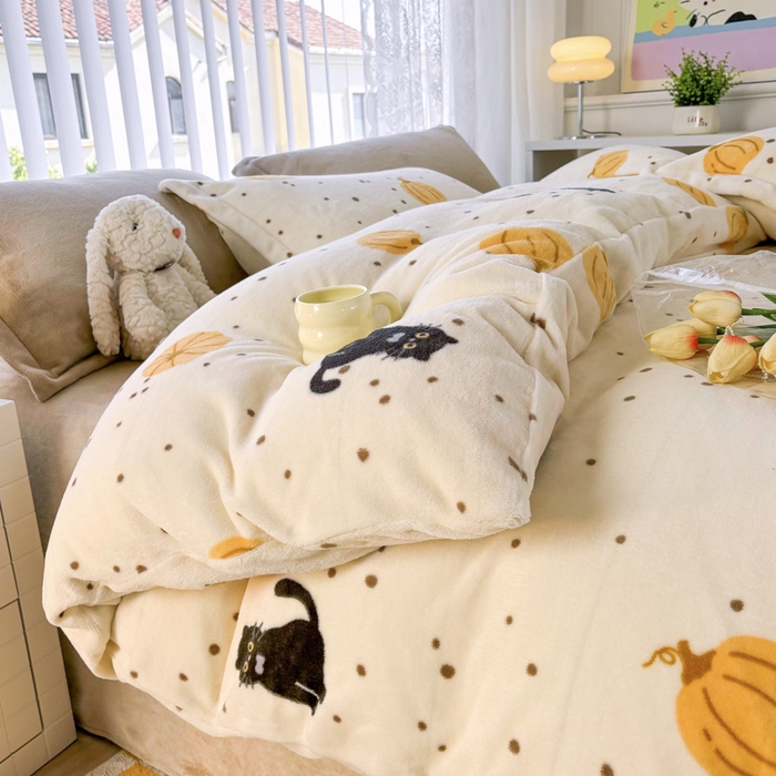 91家纺网 家纺一手货源 找家纺 青螺家纺 2024加厚高克重保暖爆款小清新牛奶绒印花双面绒单被套 猫咪精灵