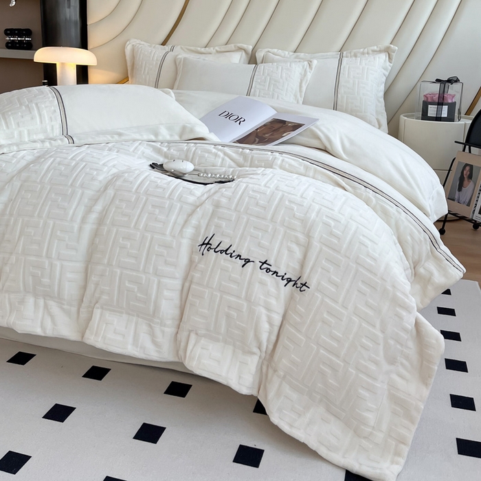 91家纺网 家纺一手货源 找家纺 2024秋冬新款时尚宽边立体剪花刺绣加厚牛奶绒四件套-赫莲娜系列 赫莲娜奶白