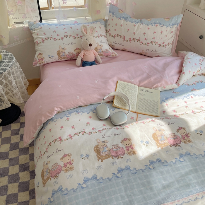 91家纺网 家纺一手货源 找家纺 六巷胡同 2024新款40支全棉纯棉INS洛丽塔卡通甜美少女心系列四件套 露西花园熊