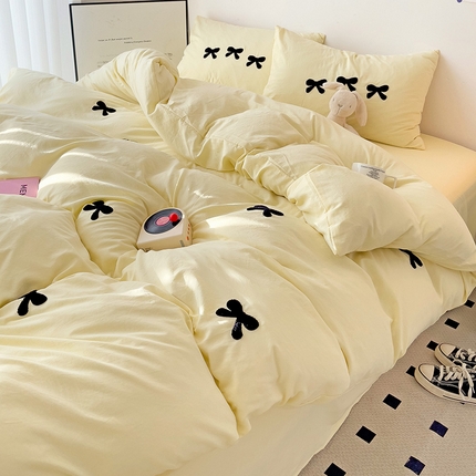 91家纺网 家纺一手货源 找家纺 森璐家纺 2024新款A类水洗棉毛巾绣四件套蝴蝶结学生宿舍三件套