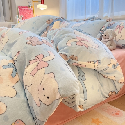 91家纺网 家纺一手货源 找家纺 （总）暮思家居 2024新款小清新卡通可爱风高克重220克牛奶绒四件套系列