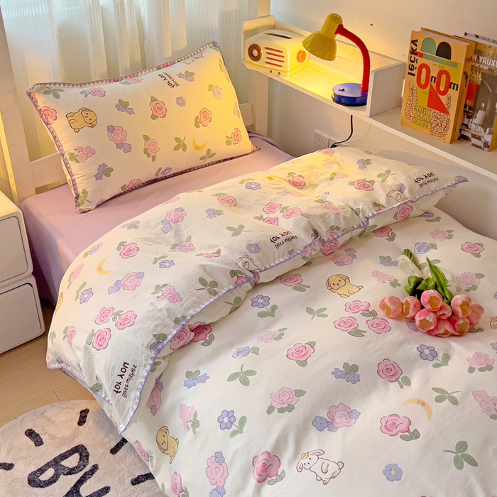 91家纺网 家纺一手货源 找家纺 贝扬思家纺 2024新款贝壳绣水洗双层纱系列-8月新品（学生三件套） 半眠日记