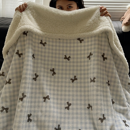 91家纺网 家纺一手货源 找家纺 萝莉家纺 2024秋冬新款多功能加厚牛奶绒羊羔绒多功能毛毯 恬梦蓝黑