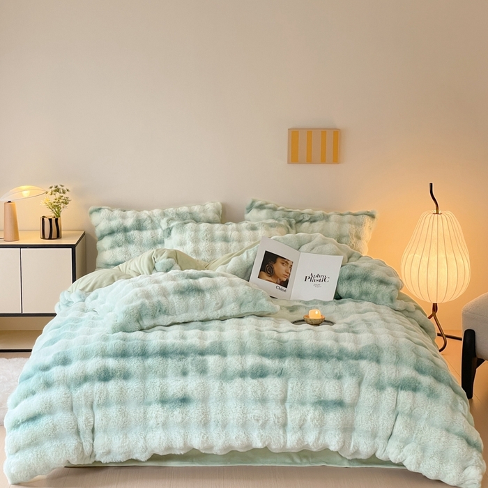 91家纺网 家纺一手货源 找家纺 星座家纺 2025新款大泡泡兔兔绒四件套-场景1 淡雅绿