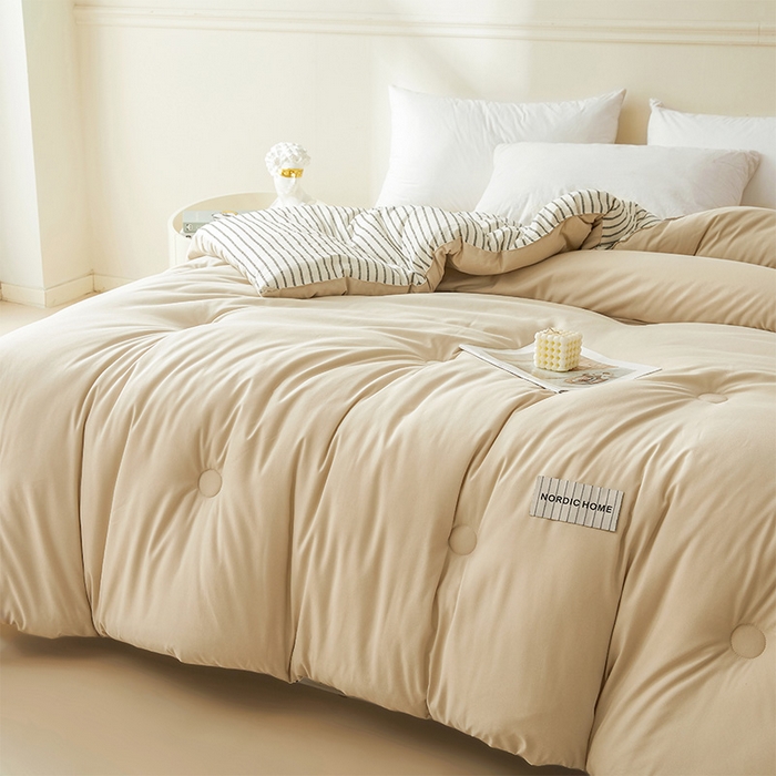 91家纺网 家纺一手货源 找家纺 （总）荔禾家居 2024新款A类素色条纹双拼大豆被子被芯