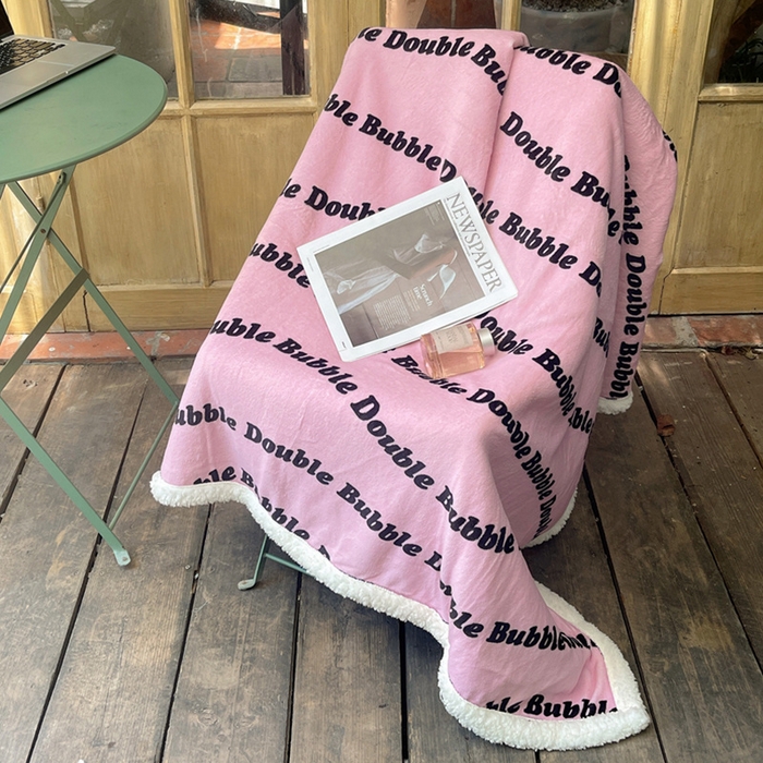 91家纺网 家纺一手货源 找家纺 萝莉家纺 2024秋冬新款多功能加厚牛奶绒羊羔绒多功能毛毯 快乐字母