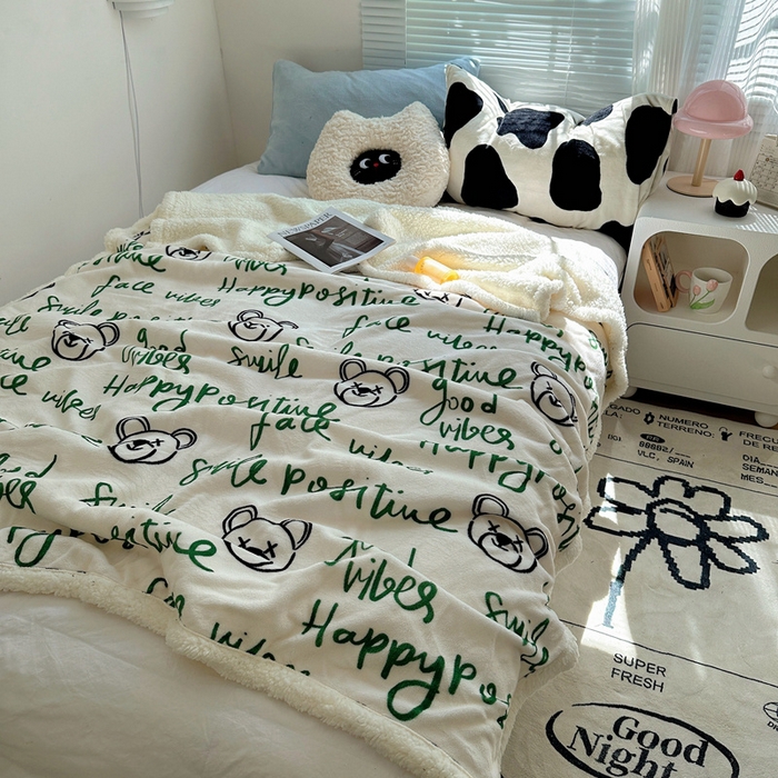 91家纺网 家纺一手货源 找家纺 萝莉家纺 2024秋冬新款多功能加厚牛奶绒羊羔绒多功能毛毯 字母熊