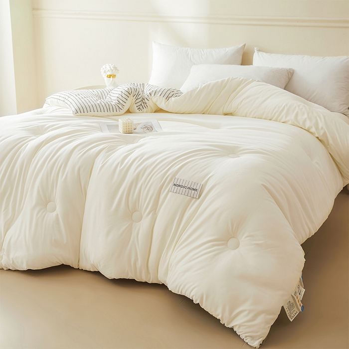 91家纺网 家纺一手货源 找家纺 荔禾家居 2024新款A类素色条纹双拼大豆被子被芯 条纹-珍珠白