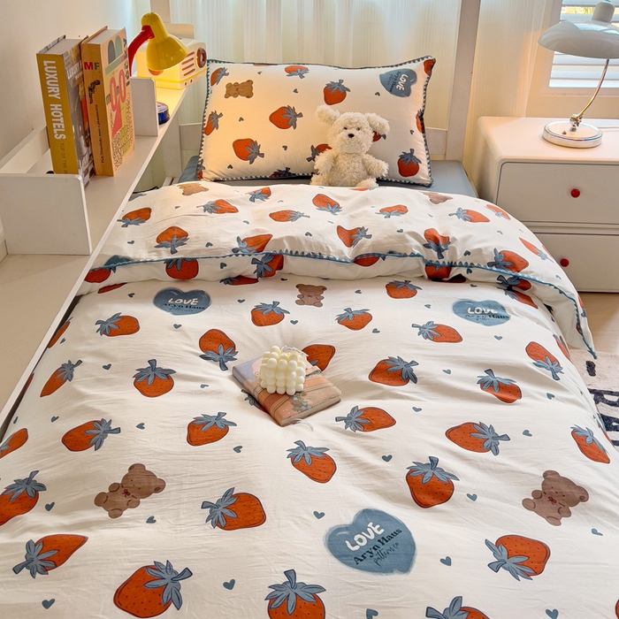 91家纺网 家纺一手货源 找家纺 贝扬思家纺 2024新款贝壳绣水洗双层纱系列-8月新品（学生三件套） 莓天开心