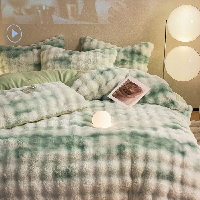 91家纺网 家纺一手货源 找家纺 星座家纺 2025新款大泡泡兔兔绒四件套-场景2 淡雅绿