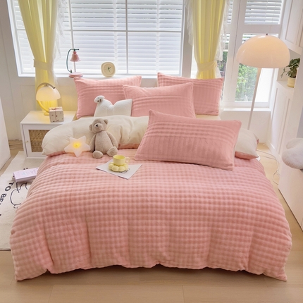 91家纺网 家纺一手货源 找家纺 （总）琪琪阁家纺 2024新款牛奶绒泡泡绒四件套