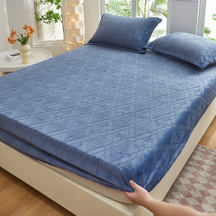 云玲时尚 2025新款纯色雕花绒牛奶绒床笠床罩床垫套 雕花庄园玫瑰 深蓝