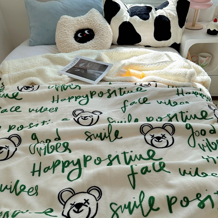 91家纺网 家纺一手货源 找家纺 萝莉家纺 2024秋冬新款多功能加厚牛奶绒羊羔绒多功能毛毯 字母熊