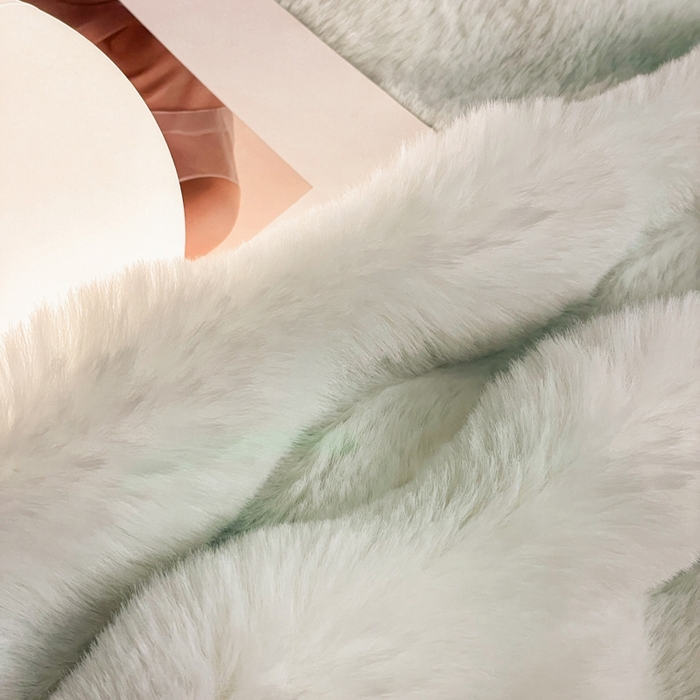 91家纺网 家纺一手货源 找家纺 星座家纺 2025新款大泡泡兔兔绒四件套-场景2 淡雅绿