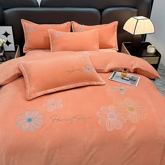 91家纺网 家纺一手货源 找家纺 陌乘坊家纺 2024新款牛奶绒刺绣四件套-倾城系列 倾城-爱玛橙