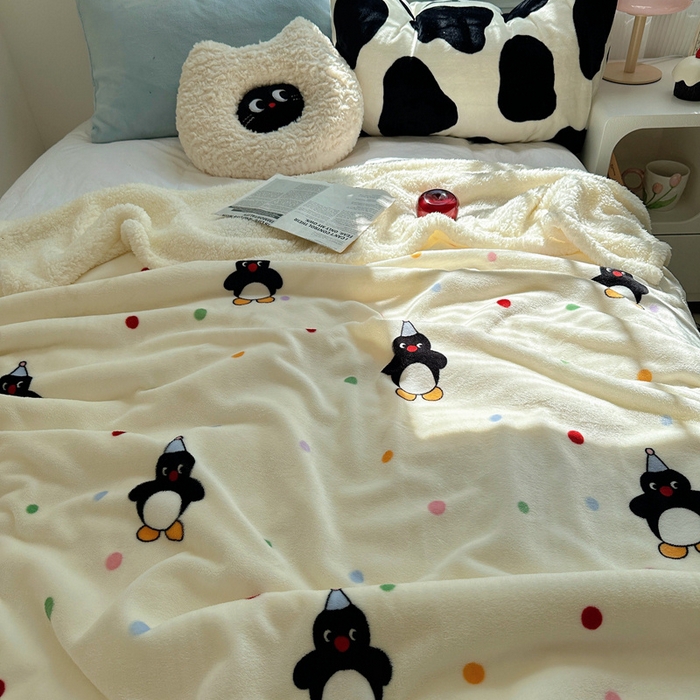 91家纺网 家纺一手货源 找家纺 萝莉家纺 2024秋冬新款多功能加厚牛奶绒羊羔绒多功能毛毯 小企鹅