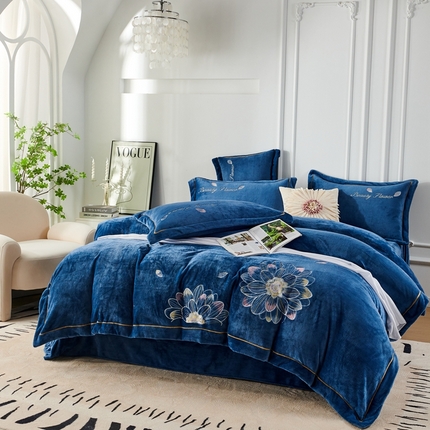 91家纺网 家纺一手货源 找家纺 （总）昊翔2024新款牛奶绒刺绣四件套