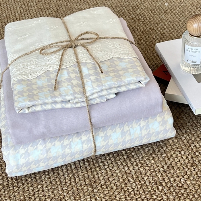 91家纺网 家纺一手货源 找家纺 2024新款全棉印花双层纱四件套--蕾丝花边款 千鸟格