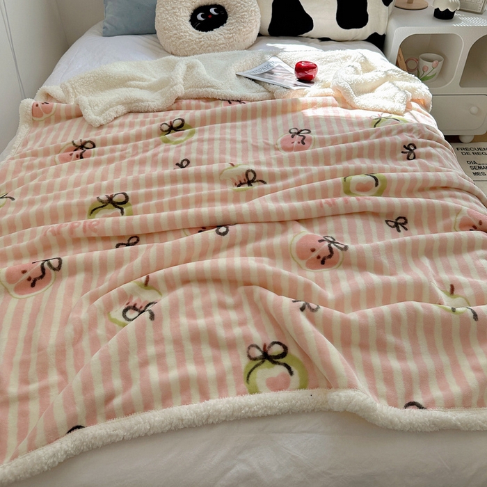 91家纺网 家纺一手货源 找家纺 萝莉家纺 2024秋冬新款多功能加厚牛奶绒羊羔绒多功能毛毯 青苹果